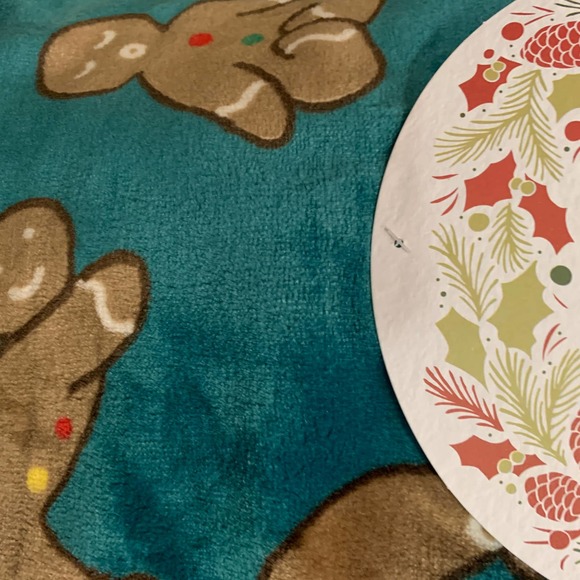 Christmas Gingerbread Man Plush Yoga Throw Plush Oversized Blanket Holiday brown - Picture 9 of 9